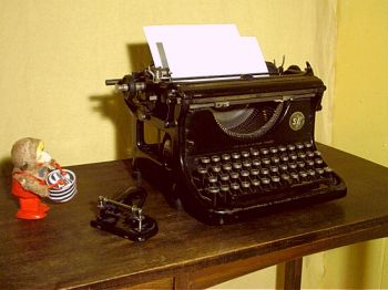 Bromaschine der 1930er Jahre - kreatives Schreiben garantiert!