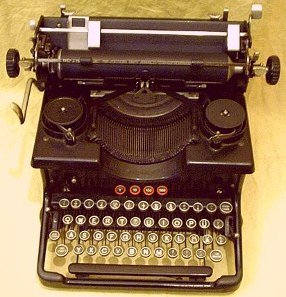 TORPEDO 6 Typenhebel-Schreibmaschine - kreative Schriftsteller bentigen sie als Input!