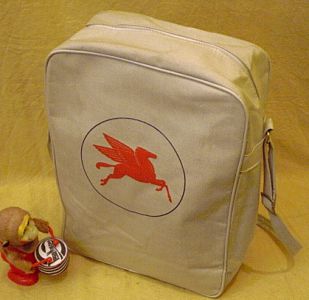 MOBIL Tasche mit Pegasus-Logo als Beuteltasche bzw. Handtasche fr den Herrn