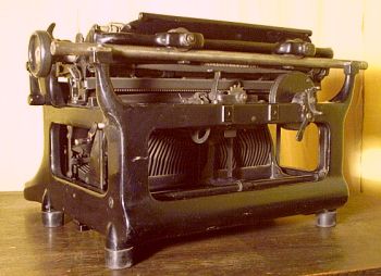 Schreibmaschine als Vorkriegsmodell, ehemals SEIDEL NAUMANN - fertig zum Schreiben!