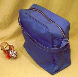 SAS Beuteltasche - praktische Tasche als Handtasche bzw. Umhängetasche für den Alltag
