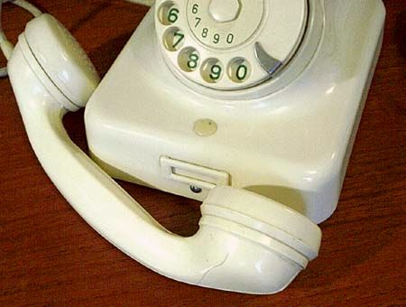 Bakelit-Telefon W49 - der Klassiker der Telefonie: einfach anschließen & telefonieren