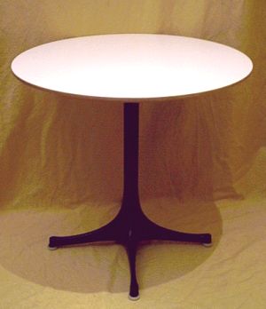 Bistrotisch, Couchtisch, Beistelltisch, VITRA Bistrotisch, HERMAN MILLER, VITRA