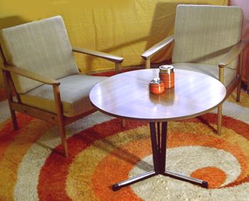 Arne Jacobsen Beistelltisch Arne Jacobsen Beistelltisch