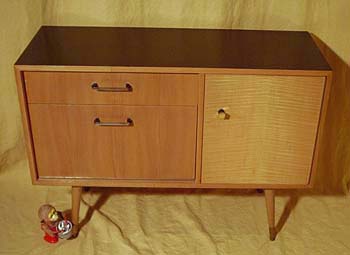 VERRAUIX Flurkommode oder Telefontisch? VERRAUIX Flurkommode oder Telefontisch?