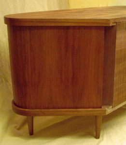 Eckschrank mit Bar im Mid-Century Design