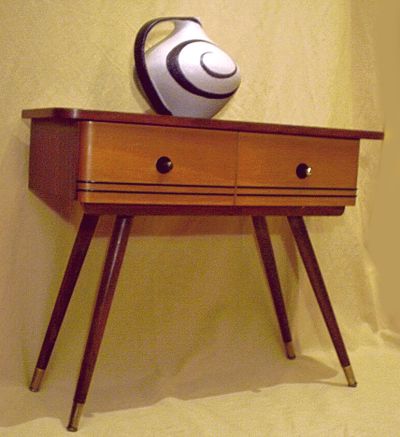 Flurkommode oder Telefontisch? Flurkommode oder Telefontisch?