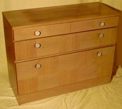 Schuhschrank - ein kleines Sideboard im Flur