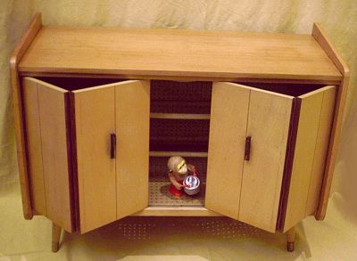 Schuhkommode - ein beliebtes Garderobenmöbel im Mid-Century Design Schuhkommode - ein beliebtes Garderobenmöbel im Mid-Century Design