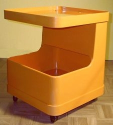 Roll-Beistelltisch aus formschönen Plastik, Servierwagen, Rollwagen