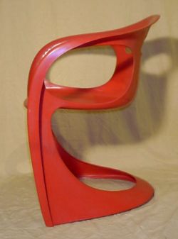 CASALA Armchair - runder Kunststoffstuhl