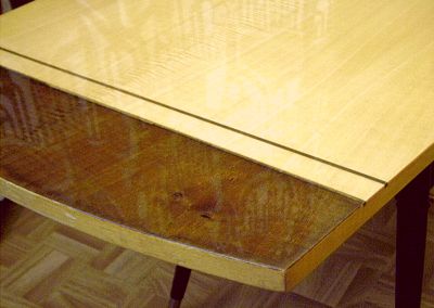 Esstisch oder Couchtisch? Polsterstuhl oder Sessel dazu? Esstisch oder Couchtisch? Polsterstuhl oder Sessel dazu?