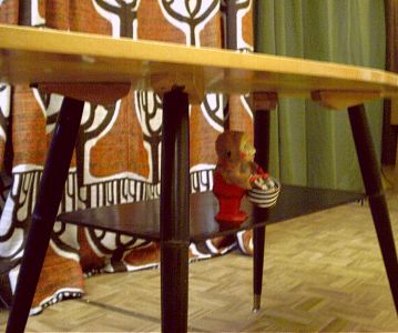 Esstisch oder Beistelltisch? Polsterstuhl oder Sessel dazu? Esstisch oder Beistelltisch? Polsterstuhl oder Sessel dazu?