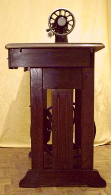 Trittpedal mit Schwungradantrieb Trittpedal mit Schwungradantrieb