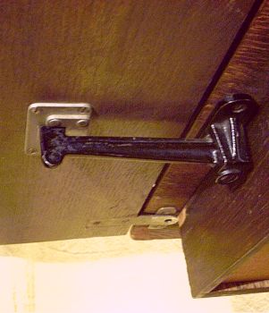 Erleichterung beim Nähen - Tischverlängerun Erleichterung beim Nähen - Tischverlängerun