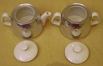 Isoliertes Servierset zu Kaffee und Tee - fein zum Kaffeetrinken und Teetrinken