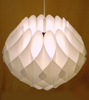 faszinierende Schlaufenleuchte - perfektes 60er Jahre Design