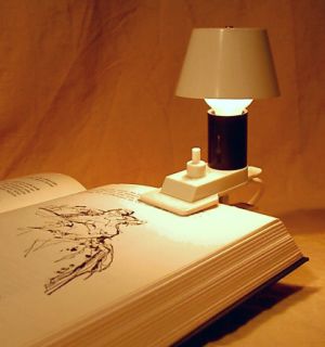 VIARO Klemmlampe im Space Age Stil der 60er - die Leseleuchte zum spannenden Buch