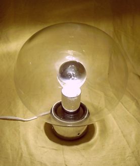 minimalistische Bubble-Tischlampe im Space / Atomic Age Stil der Sixties