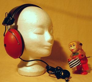 Universum headphone vgl. mit Sennheiser, AKG, Pioneer, Philips, Vivanco